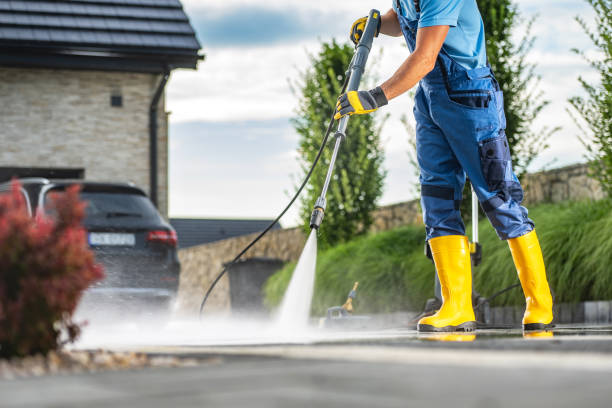 Best Driveway Pressure Washing  in Oologah, OK